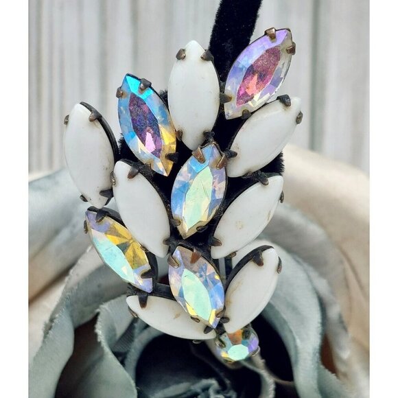 La Roco VINTAGE Milk Glass & AB Navette Crystal Clip On Earrings Large Climbers - Picture 6 of 10